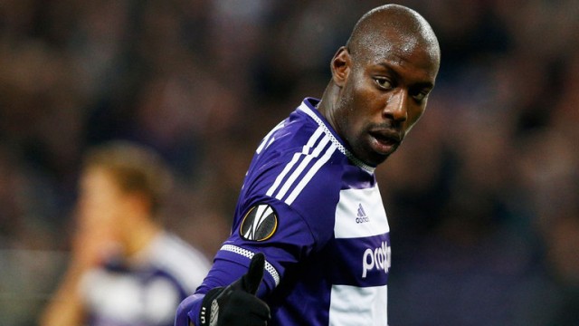 El Watford ficha al delantero italiano Stefano Okaka