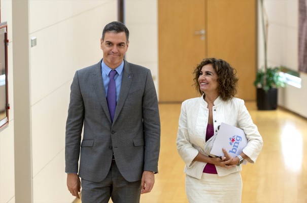 Sánchez nombra ministros a Ángel Víctor Torres y Jordi Hereu, Ana Redondo  y asciende a Montero a vicepresidenta 4ª