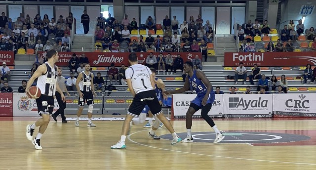 El Odilo Cartagena gana al Santfeliuenc por 73-64 y sigue la estela del líder en la LEB Plata 