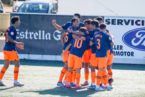 El VCF Mestalla se impone con autoridad a la SD Formentera