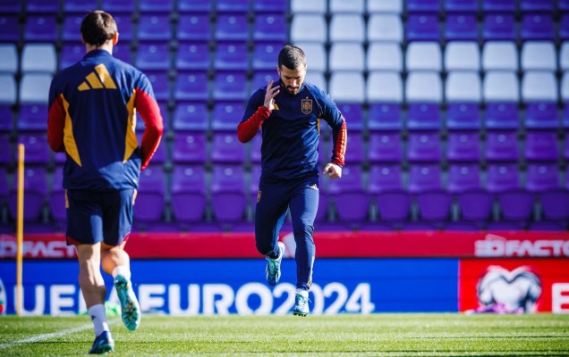 Gayà regresa al primer plano de la Selección; Pau Torres, el descarte