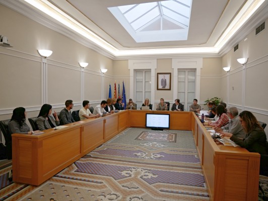 Crevillent aprueba una modificación de crédito y la moción por la amnistía, con plantón de PSOE y Acord per Guanyar