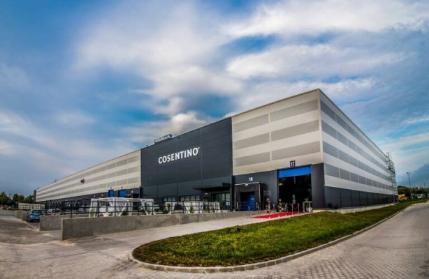 Cosentino reforzará su expansión nacional con nuevos centros en Almería, Alicante y Bilbao

