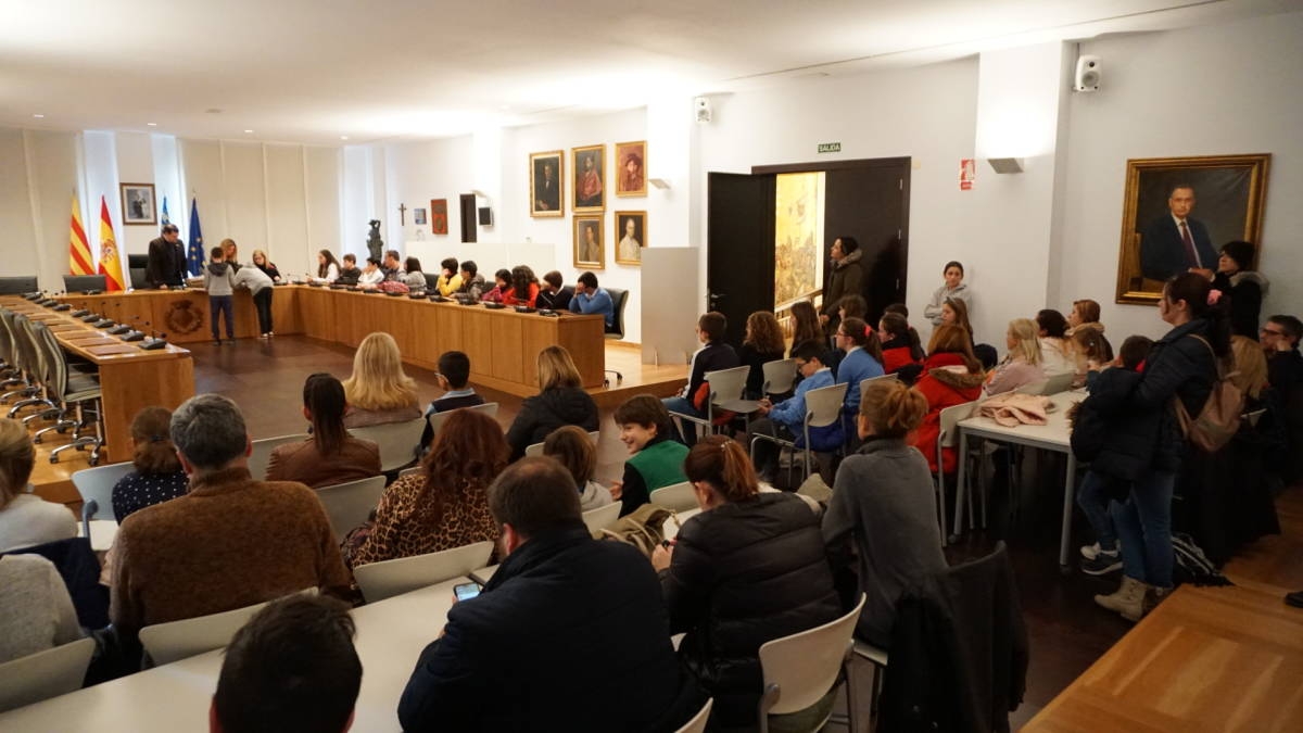 Vila-real conmemora el Día de la Infancia con talleres, actividades lúdicas y un manifiesto

