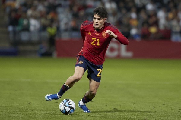 España se impone en Huelva a Hungría y da otro paso hacia la Eurocopa Sub 21