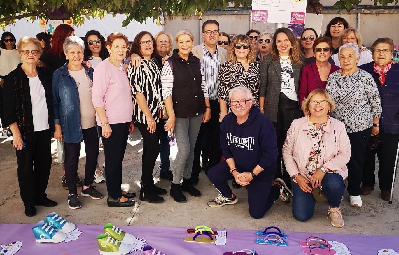 El Ayuntamiento colabora con asociaciones y escuelas de Castelló para conmemorar el 25-N 