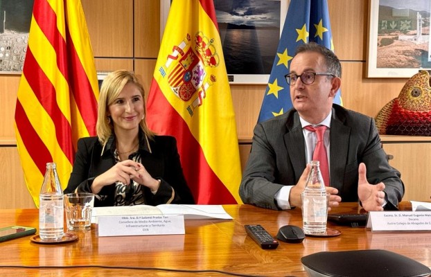 Abogados y Administración reclaman 