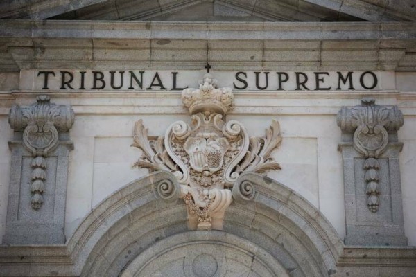 El Supremo fija en 1.800 euros la indemnización a los hombres por el complemento por paternidad