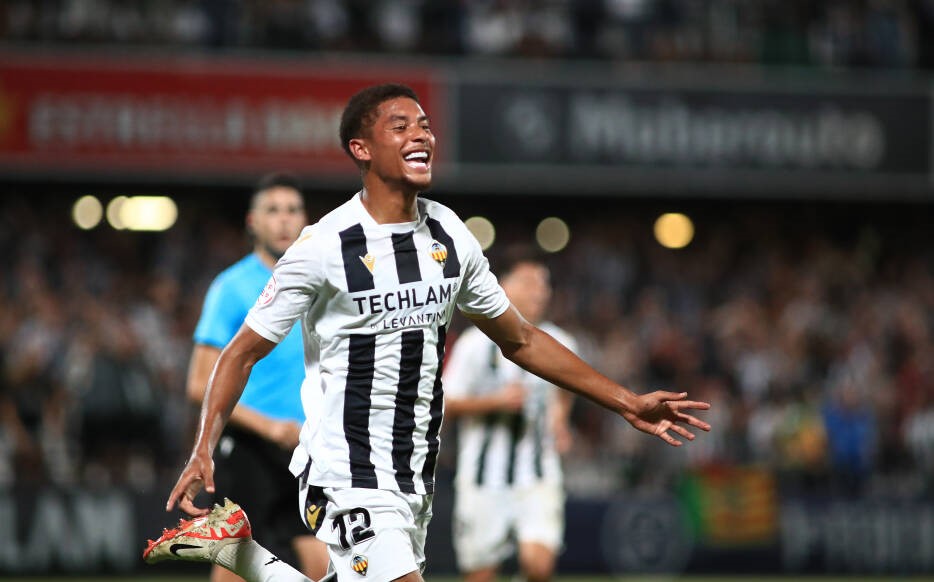 Defensas con alma de atacantes