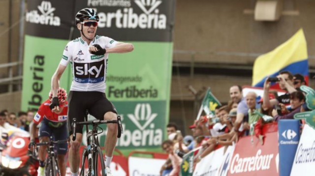 Froome se da un homenaje en Peña Cabarga y acecha a Quintana

