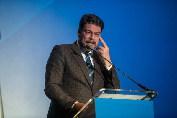 Barcala se suma a la exigencia del Corredor Mediterráneo: 