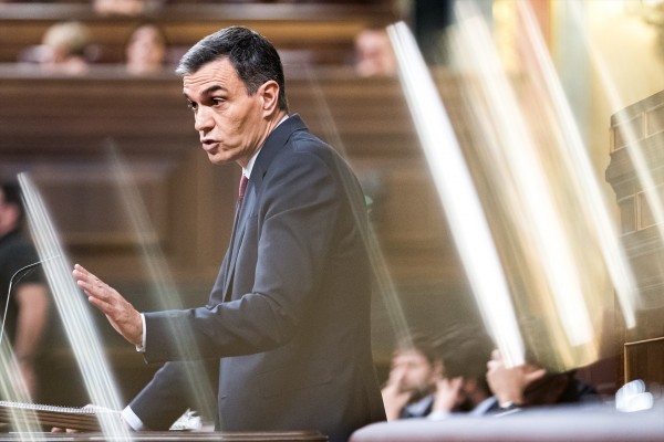 Finaliza la primera jornada del debate de investidura de Sánchez tras más de ocho horas