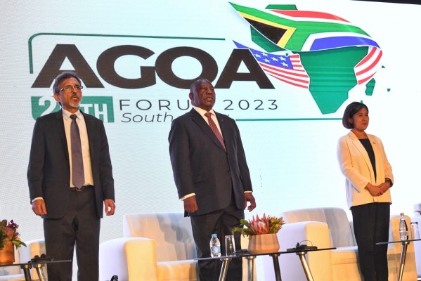 Sudáfrica busca alternativa a Europa: su presidente pide facilitar el envío de cítricos a EEUU