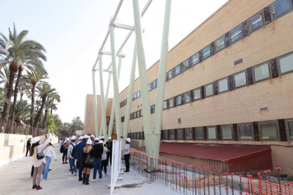 Tras el fiasco del bloque quirúrgico, el Hospital General de Elche reformará de forma integral el actual