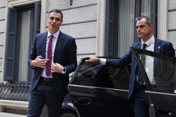 Una decena de secretarios generales socialistas acuden a la investidura de Pedro Sánchez