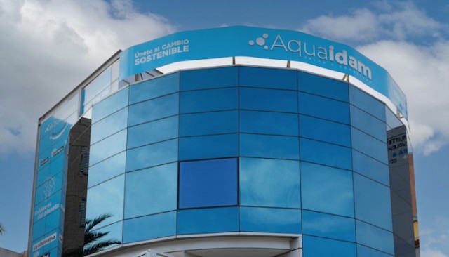 Aquaidam desarrolla un dispositivo para obtener agua libre de microplásticos y 100% purificada
