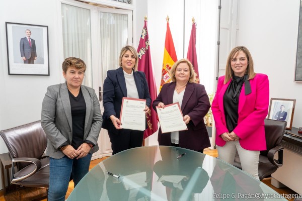 El Ayuntamiento 'inyecta' cerca de 50.000 euros a Coec para que busque la fórmula de impulsar un comercio de proximidad en declive