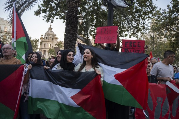El drama en Gaza salpica la cultura valenciana
