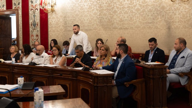 PSOE y Compromís reprochan al PP de Alicante la devolución al Consell de otra ayuda de 66.000 euros