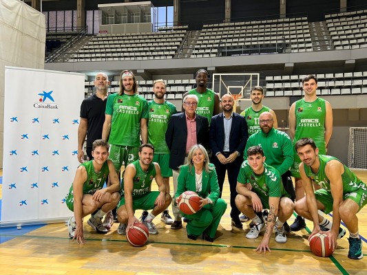 CaixaBank renueva su acuerdo de patrocinio con el Amics Castelló por una temporada más