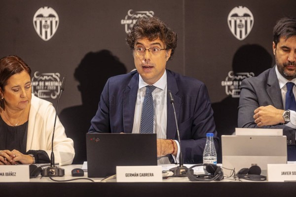 ¿Quitará Lim el peón?