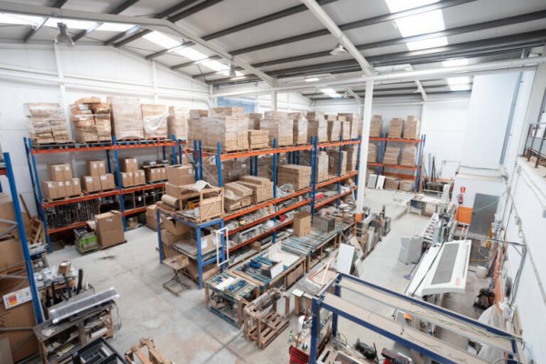 La alicantina Mascool distribuirá su mobiliario de baño en Marruecos y Canarias con RP Canarias