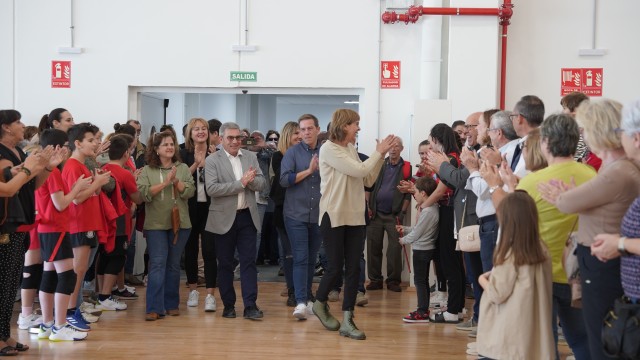 Xàtiva estrena el nuevo pabellón deportivo con un emotivo homenaje a Pilar Larriba Sala

