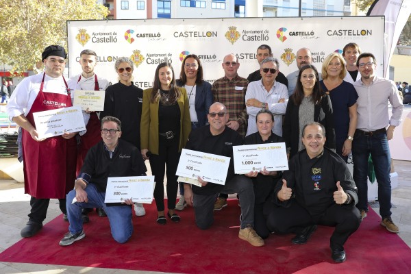 La Tasca del Puerto gana el I Concurso Internacional de arroz a banda de Castelló