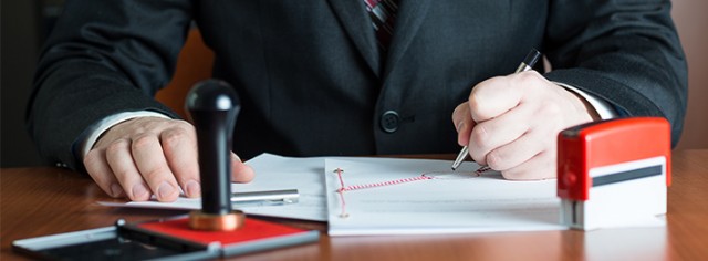 La confusión en las tarifas provoca retrasos de seis meses en el pago a los peritos judiciales