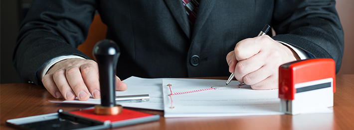 La confusión en las tarifas provoca retrasos de seis meses en el pago a los peritos judiciales