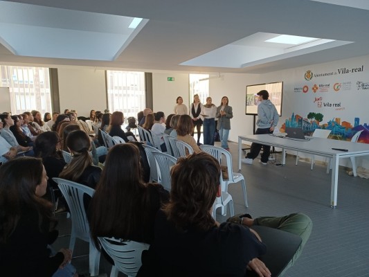 Vila-real vuelve a unir diseño, sostenibilidad y talento juvenil para mejorar los accesos a los colegios