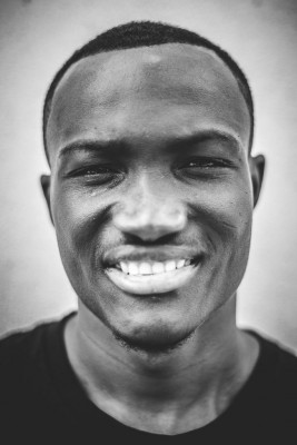 Fallece durante un partido el ghanés Dwamena, de 27 años y ex jugador del Levante y el Zaragoza
