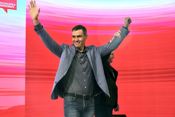 Sánchez pide al PP 