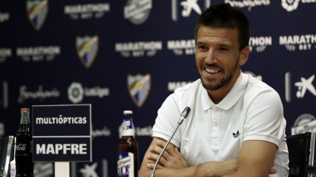 Camacho, tras no ser traspasado, dice que siempre va 