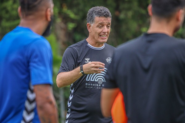 El Intercity busca en Algeciras asaltar el 'play-off'