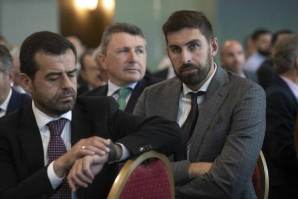 Cuatro plataformas denuncian a Antelo y Alpañez por un delito de odio tras sus palabras contra los inmigrantes