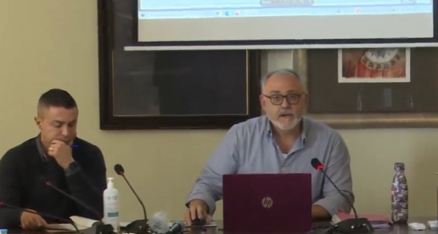 PSPV y PP tumban la subida del IBI en el Ayuntamiento de Pedreguer propuesta por Compromís 