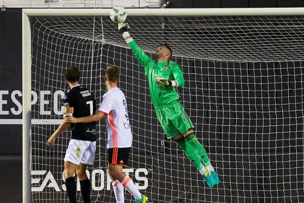 El VCF Mestalla desperdicia una ventaja de 3-0 y pierde dos puntos en el último suspiro