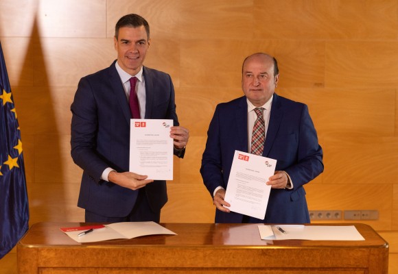 El acuerdo entre PSOE y PNV garantiza hablar del reconocimiento nacional de Euskadi
