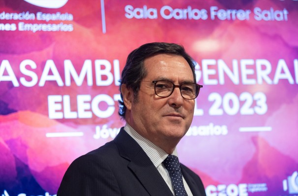 La CEOE convoca un comité extraordinario ante su 