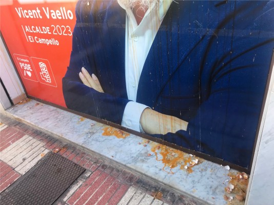 La sede del PSOE de El Campello sufre un ataque vandálico