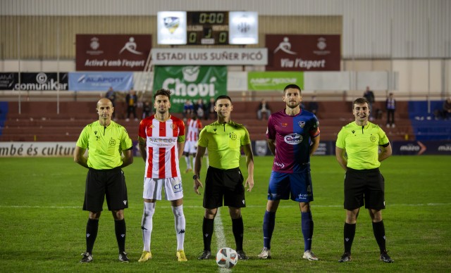 El CTA designa para Terrassa  al árbitro y asistente que se 'tragaron' dos goles del Hércules en Alzira