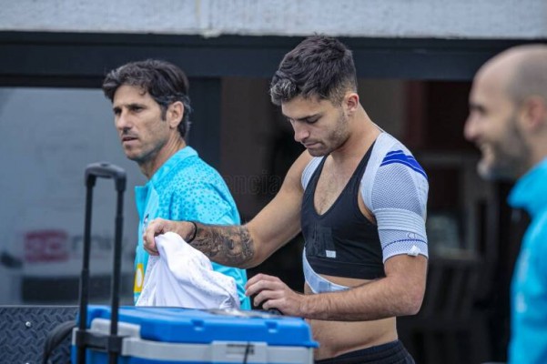Hugo Duro entrena al margen en la penúltima sesión antes del Real Madrid