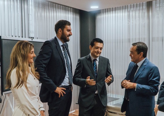 Vox da el paso y registra una reforma para eliminar las ayudas a la patronal y los sindicatos