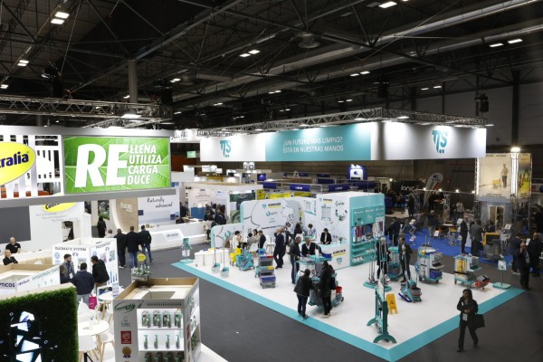 Hygienalia apunta al éxito: la cita de limpieza de Feria Valencia en Madrid camina hacia un récord de visitantes
