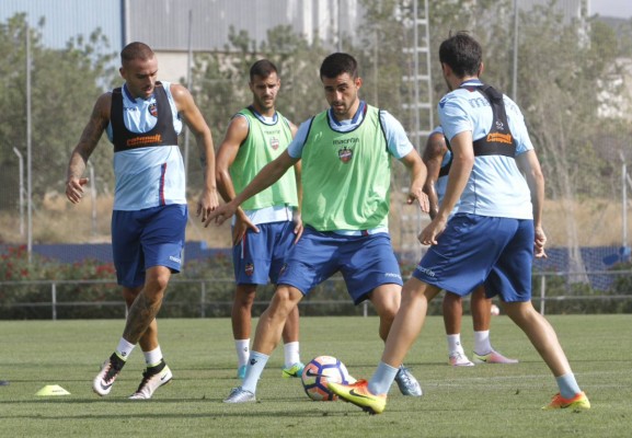 El Levante retoma el trabajo con una sesión regenerativa