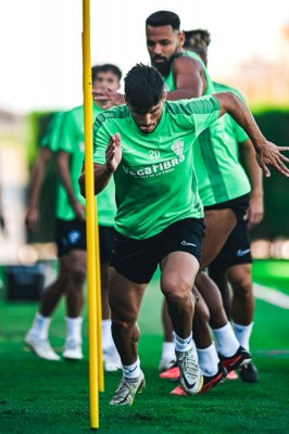 El Elche prepara la visita del Real Zaragoza con cinco bajas y seis canteranos
