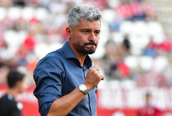 El uruguayo Gustavo Munúa es destituido como entrenador del Real Murcia