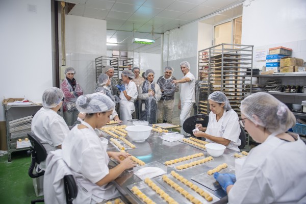 Xixona celebra el Día Mundial del Turrón con visita a fábricas turroneras, maridajes o 'showcookings'