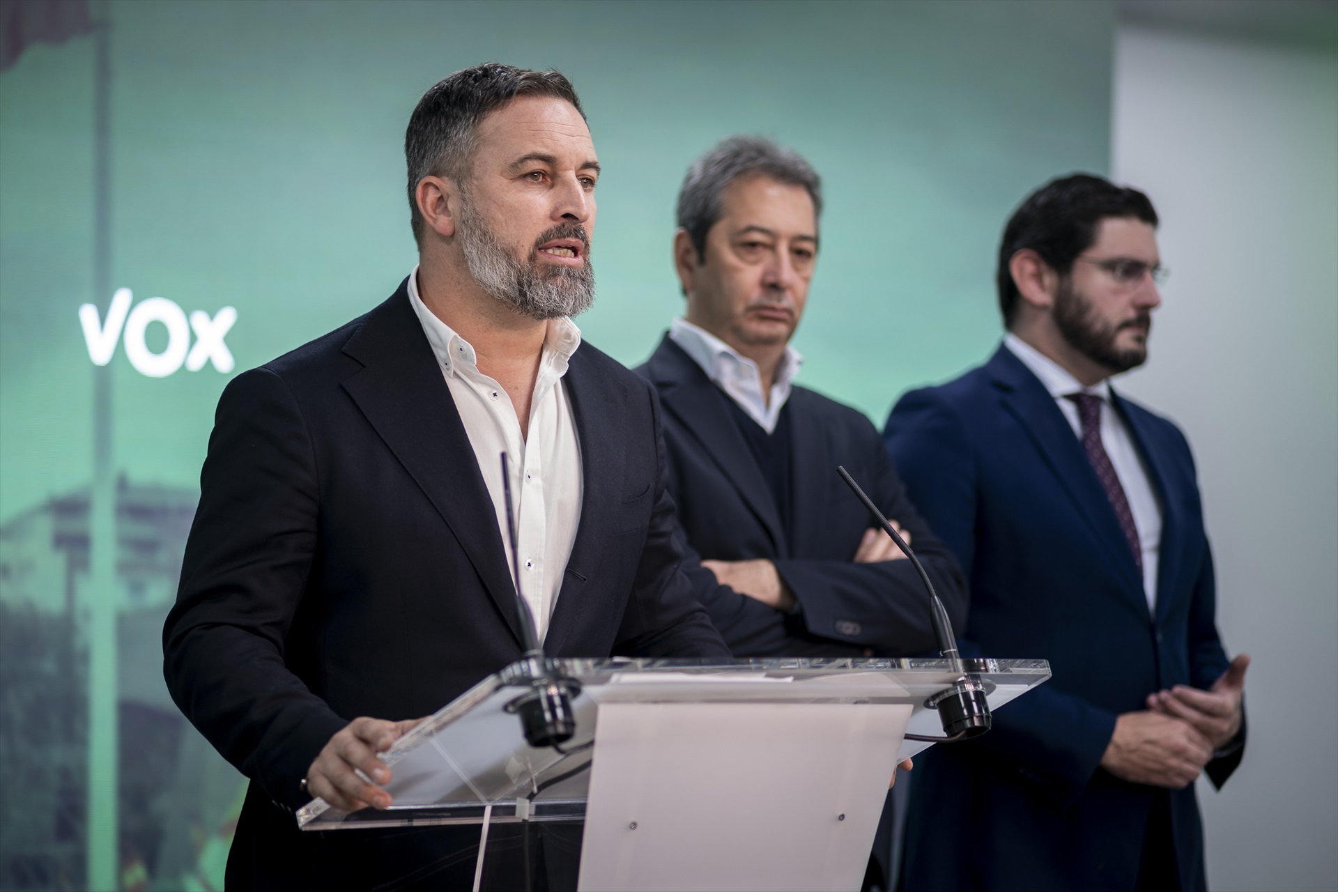 Santiago Abasca, junto al vicepresidente valenciano Vicente Barrera este martes. Foto: EP/A. Pérez Meca - 
